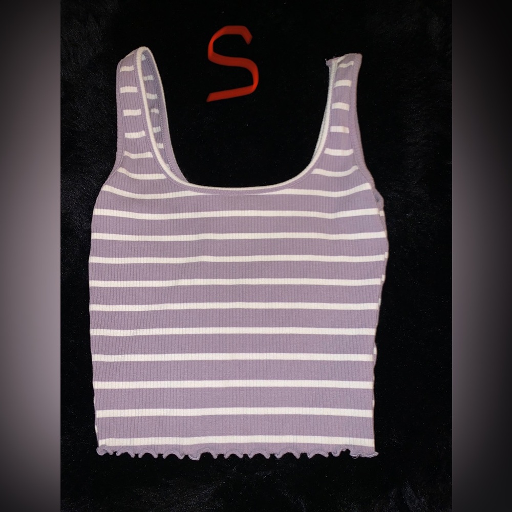 Perfect condition. Small purple and white stripe crop top.